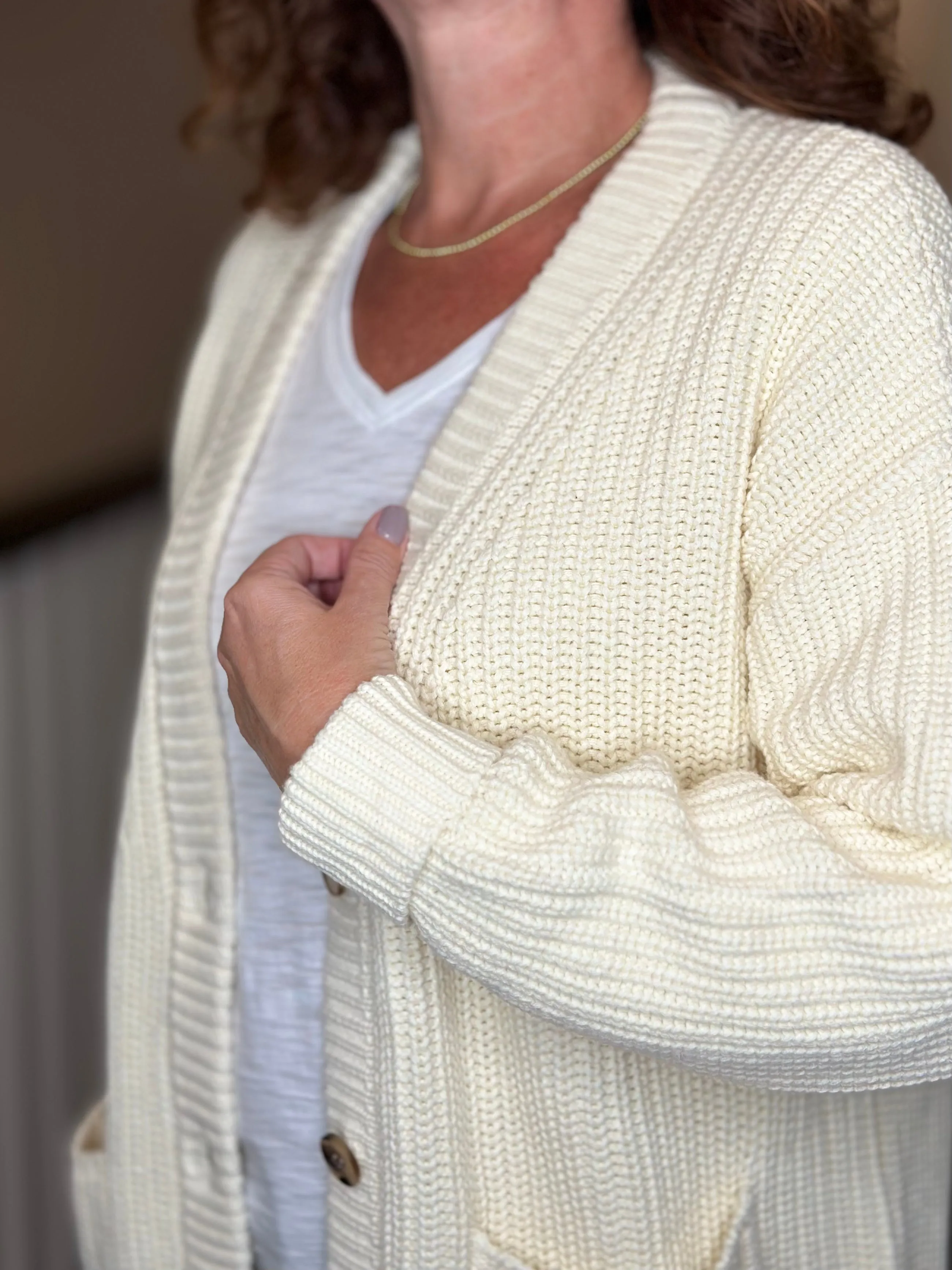 Callahan - The Cardigan in Creme