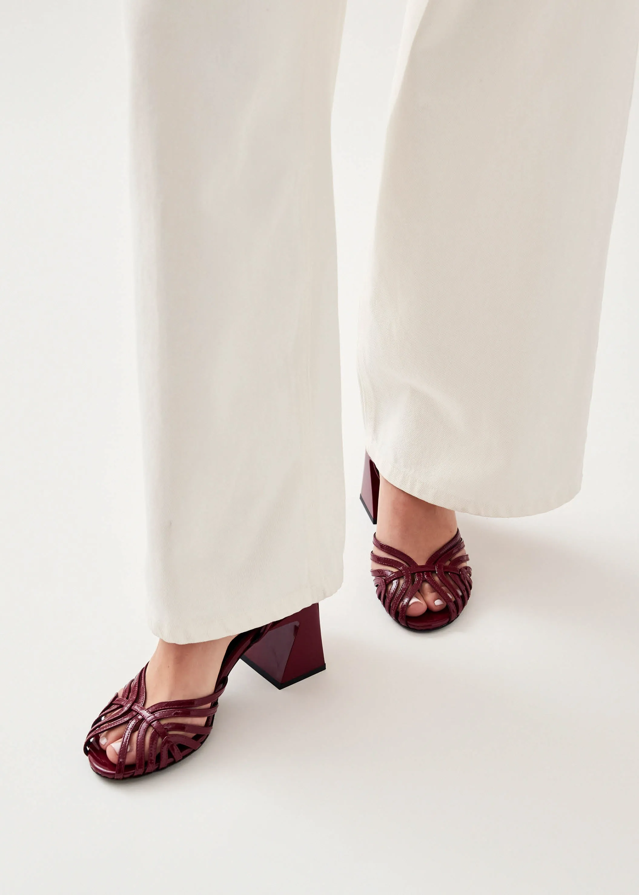 Jessa Onix Burgundy Leather Sandals