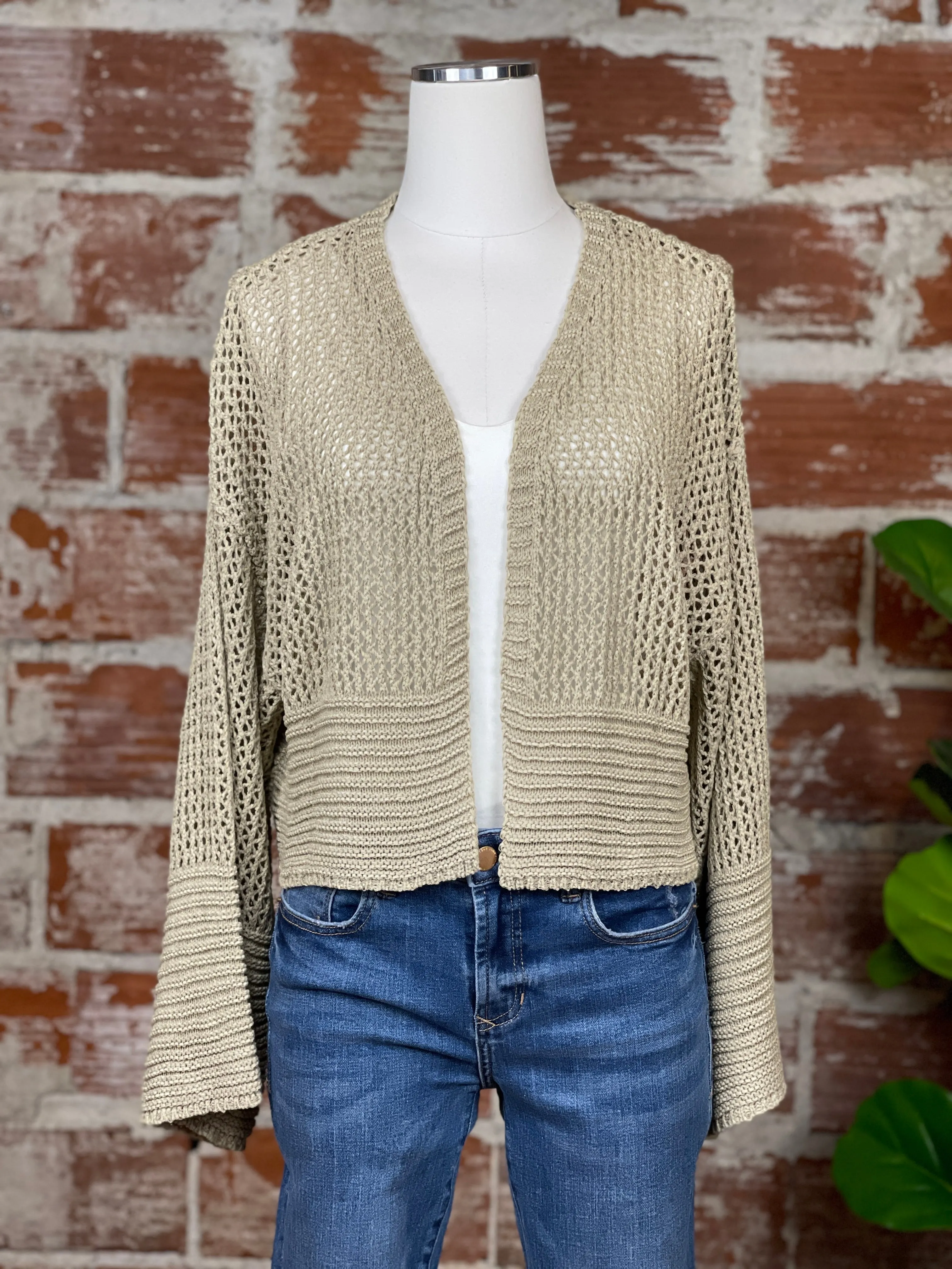 Open Knit Cropped Cardigan in Oatmeal