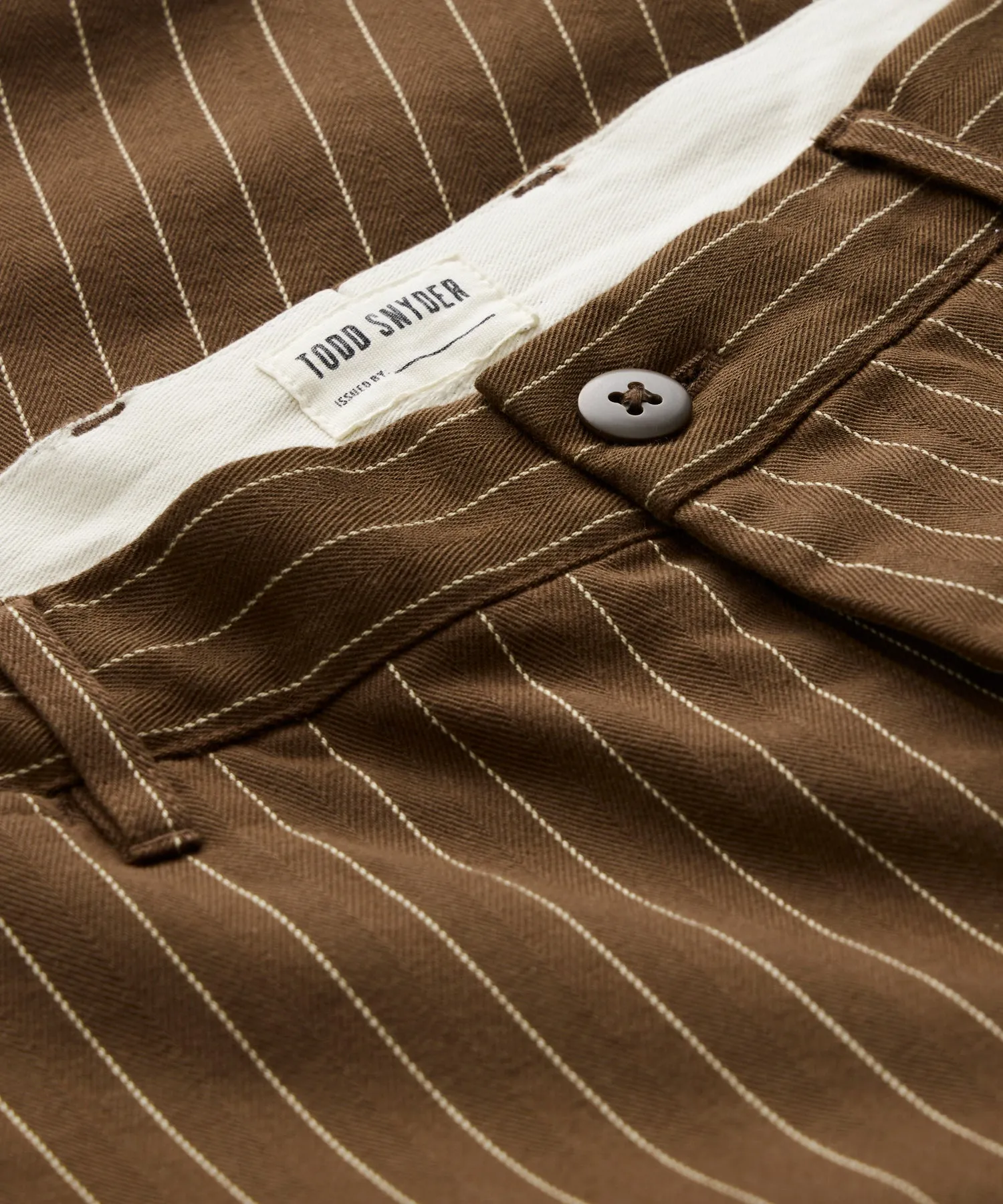 Mens Relaxed Fit Brown Pinstripe Chino Pants - Comfortable Casual Trousers for Everyday Wear