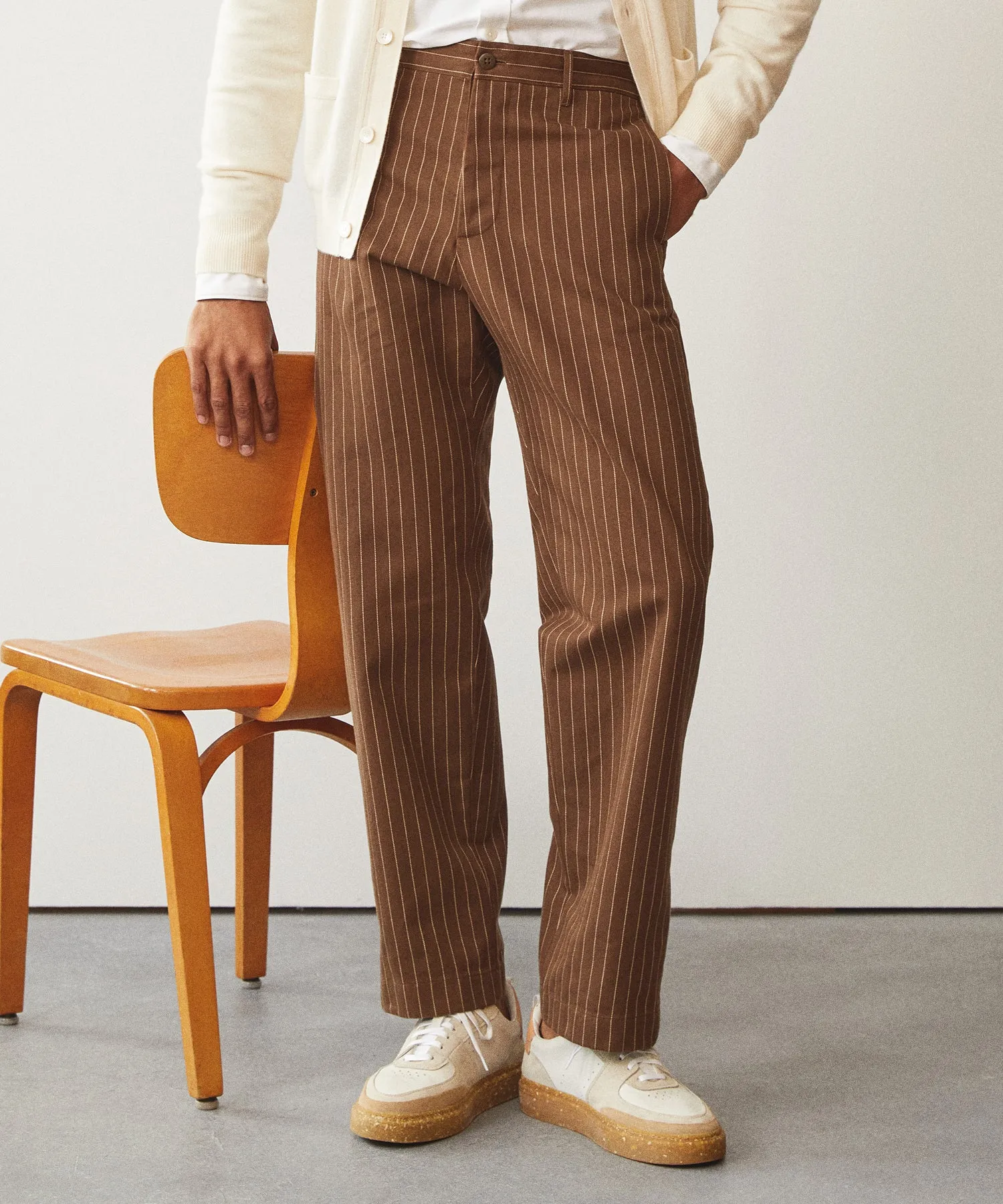 Mens Relaxed Fit Brown Pinstripe Chino Pants - Comfortable Casual Trousers for Everyday Wear