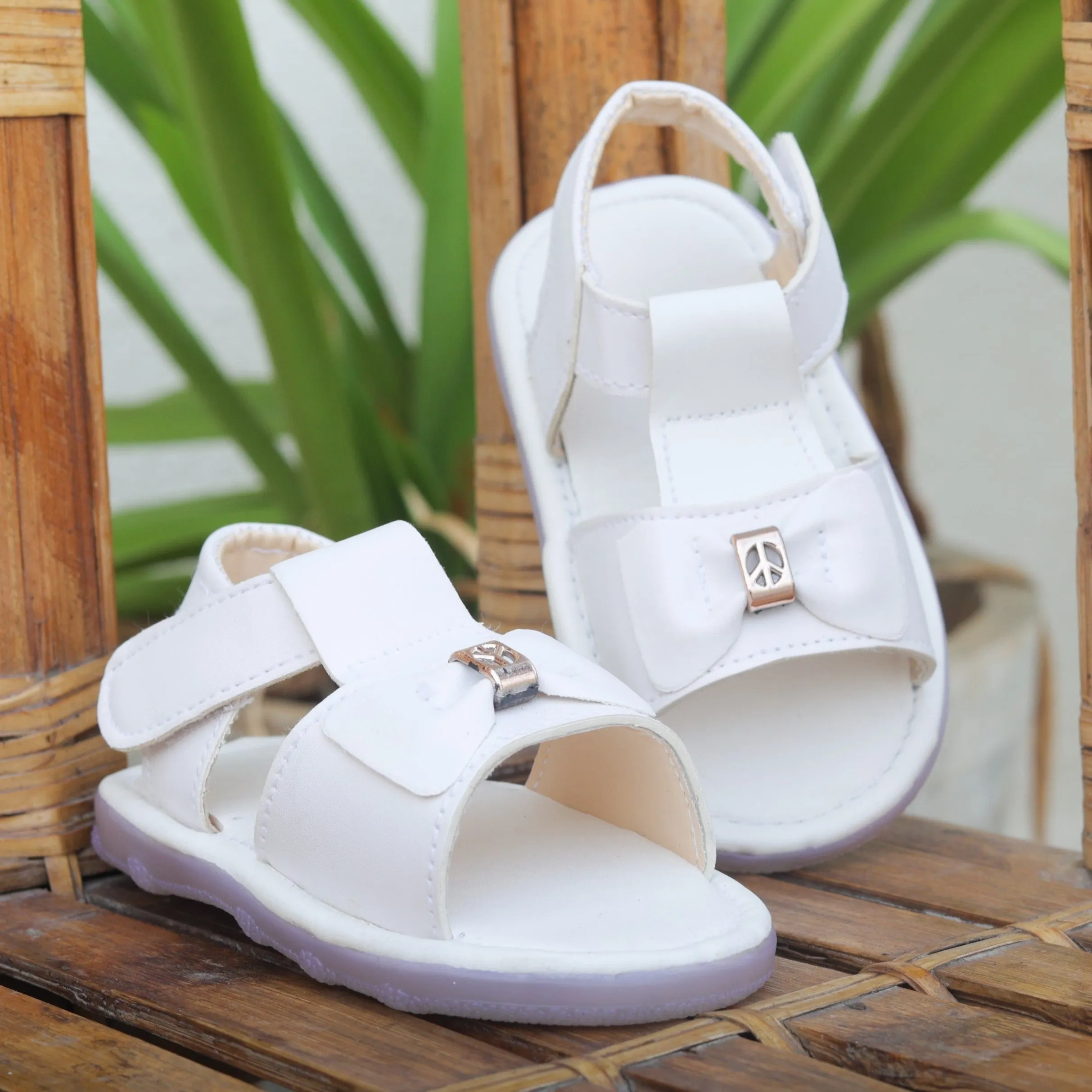 Urbanfeet Designer Floaters Sandals For Rainy