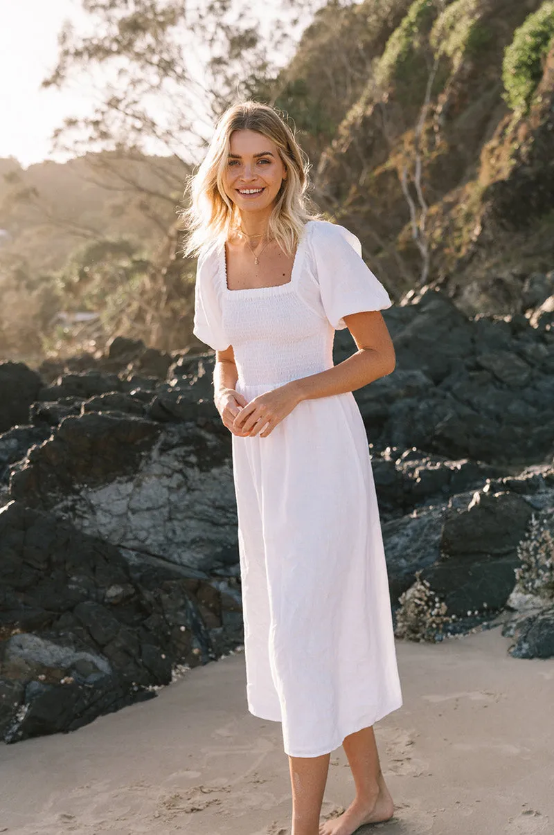 VOYAGE Midi Dress - white linen